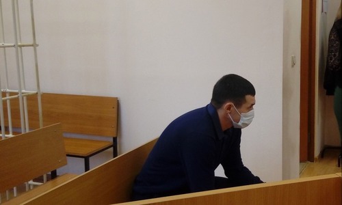 Денежные махинации, несуществующие сотрудники и Лексус: в Казани начались суды над директором ПАТП-4 Денежные махинации, несуществующие сотрудники и Лексус: в Казани начались суды над директором ПАТП-4