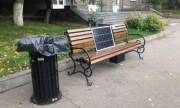 В Киеве появились лавочки, от которых можно заряжать гаджеты
