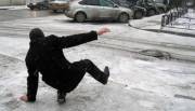 За плохую ликвидацию гололеда в Киеве штрафовали все выходные