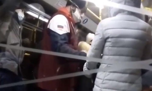 Очередная драка произошла в общественном транспорте Казани