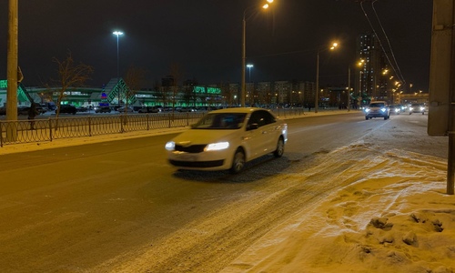 Казанцы пожаловались на цены такси в новогоднюю ночь Казанцы пожаловались на цены такси в новогоднюю ночь