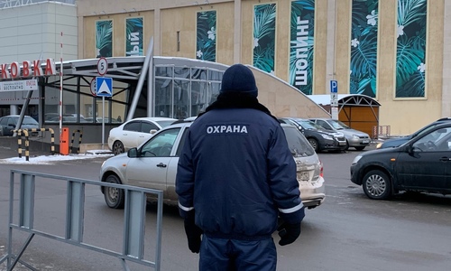 Массовая драка из-за микрофона: Казань вошла в топ городов со странными вызовами полиции в Новый год Массовая драка из-за микрофона: Казань вошла в топ городов со странными вызовами полиции в Новый год