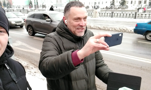 Журналиста Максима Шевченко в Казани задержали на митинге в поддержку Навального Журналиста Максима Шевченко в Казани задержали на митинге в поддержку Навального