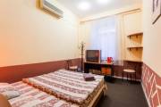 Отель на улице Вышгородской снесут