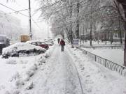 Снег вывозят за пределы Киева