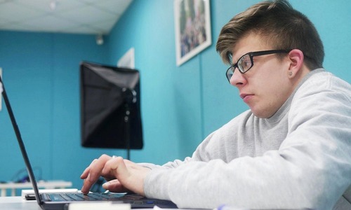 Сотрудника казанского штаба Навального арестовали на 20 суток за объявления о митинге в соцсетях Сотрудника казанского штаба Навального арестовали на 20 суток за объявления о митинге в соцсетях