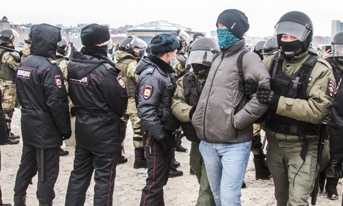 Mash: глава казанского штаба Навального отбывал арест за митинг вместе с сыном депутата Госсовета