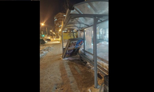«Руки бы оторвать тому, кто это сделал!»: в Казани неизвестные разгромили остановку «Руки бы оторвать тому, кто это сделал!»: в Казани неизвестные разгромили остановку