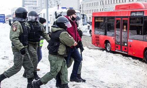 По итогам двух митингов в Казани в поддержку Навального в суд поступило 590 дел участников По итогам двух митингов в Казани в поддержку Навального в суд поступило 590 дел участников