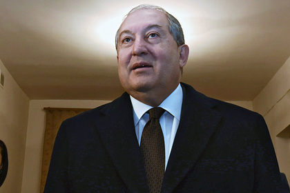 Армянская оппозиция попросит президента поддержать требования армии Армянская оппозиция попросит президента поддержать требования армии