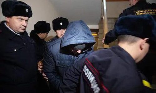 Подросток, который зарубил топором родителей и сестру, объяснил, как и почему решился на это