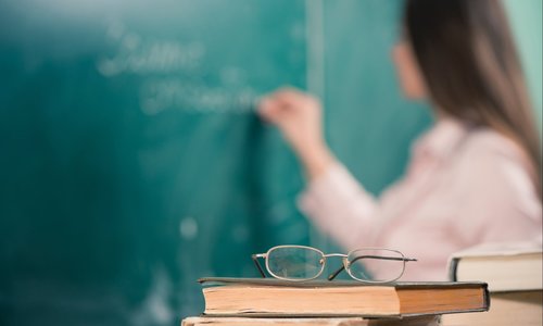 Это не в первый раз: учительница биологии совратила 12-летнего ученика Это не в первый раз: учительница биологии совратила 12-летнего ученика
