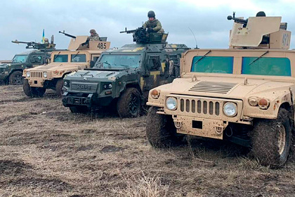 Украина провела в Донбассе учения со стрельбой Украина провела в Донбассе учения со стрельбой