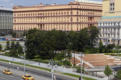 ФСБ составила список запрещенных к передаче иностранцам сведений о России ФСБ составила список запрещенных к передаче иностранцам сведений о России