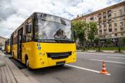 Киев готовится к праздничному параду: где будет перекрыто движение транспорта и на каких улицах пройдут репетиции Киев готовится к праздничному параду: где будет перекрыто движение транспорта и на каких улицах пройдут репетиции