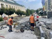 На части улицы Андреевской устроено новое покрытие На части улицы Андреевской устроено новое покрытие