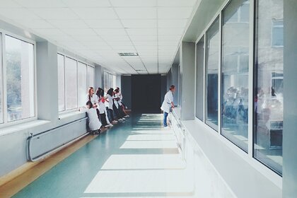 Стало известно о состоянии найденной в лесу под Смоленском девочки