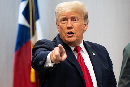 Трамп обвинил Байдена в отсутствии уважения к Америке у талибов Трамп обвинил Байдена в отсутствии уважения к Америке у талибов