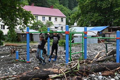 Треть детских площадок сочли опасными Треть детских площадок сочли опасными