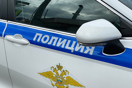 После аварии с выпавшим из багажника телом мужчины задержали троих россиян После аварии с выпавшим из багажника телом мужчины задержали троих россиян